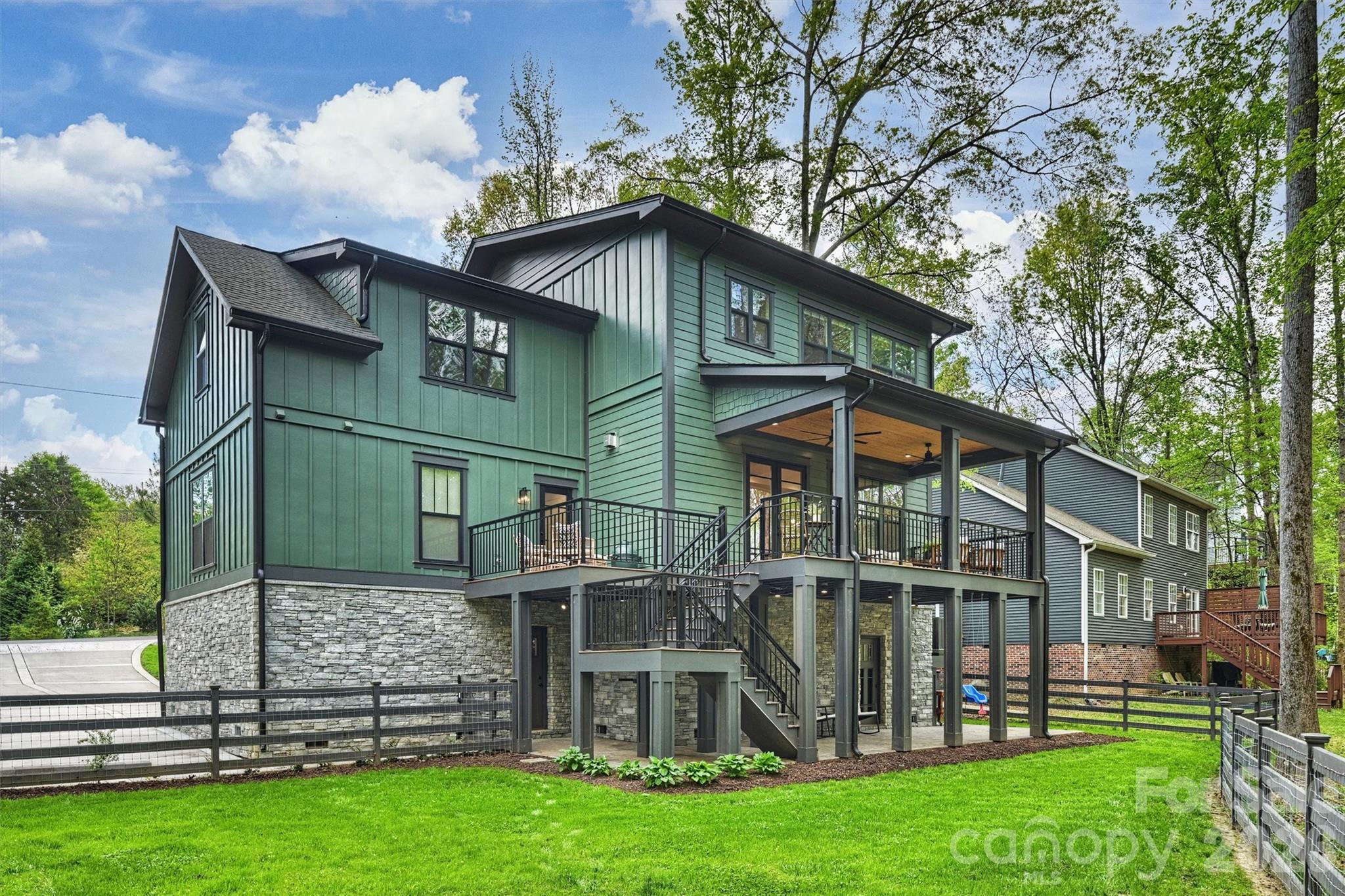 4001 Carmel Forest Drive Charlotte NC 28226