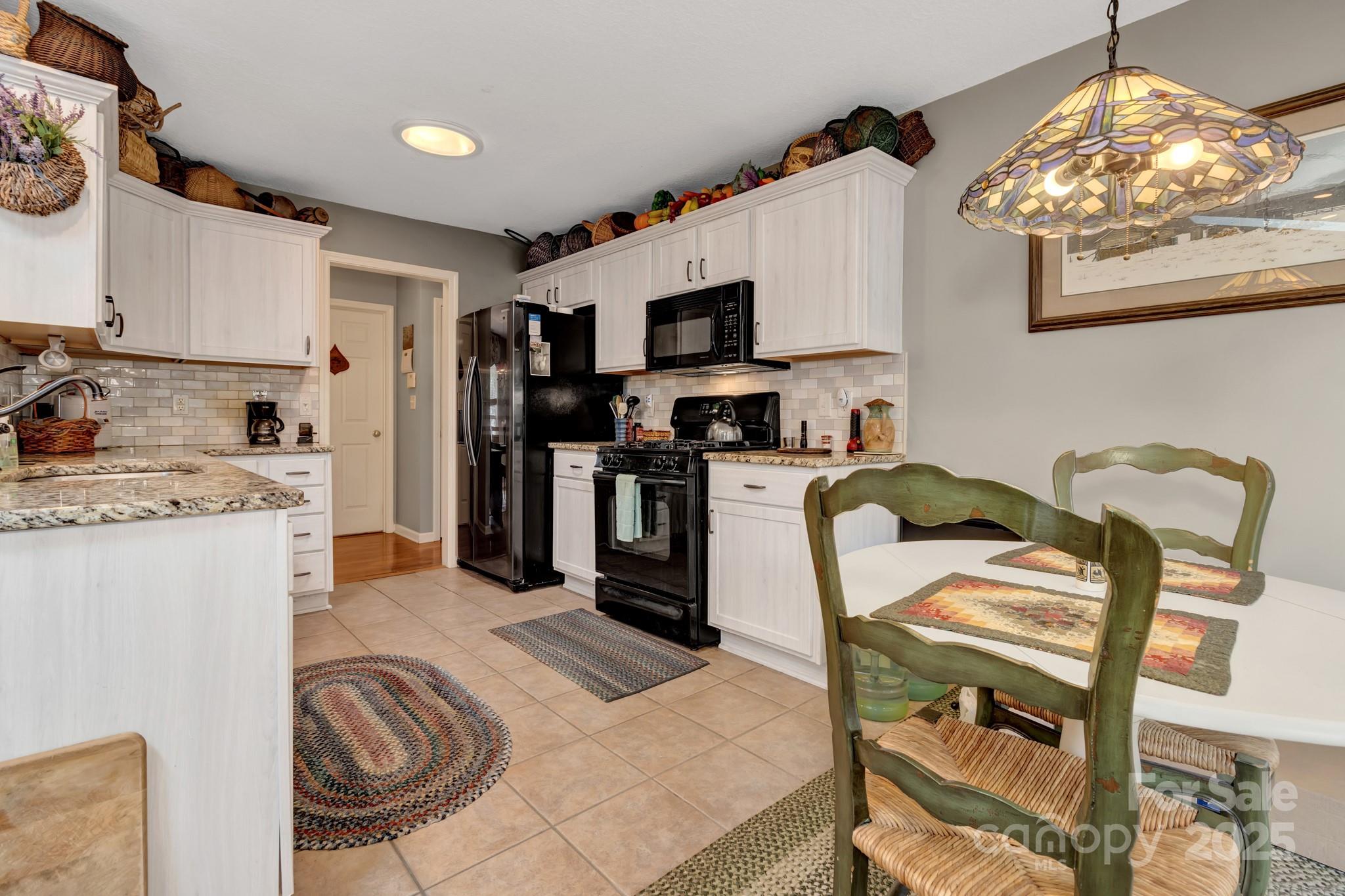 16 Sunview Circle Arden NC 28704