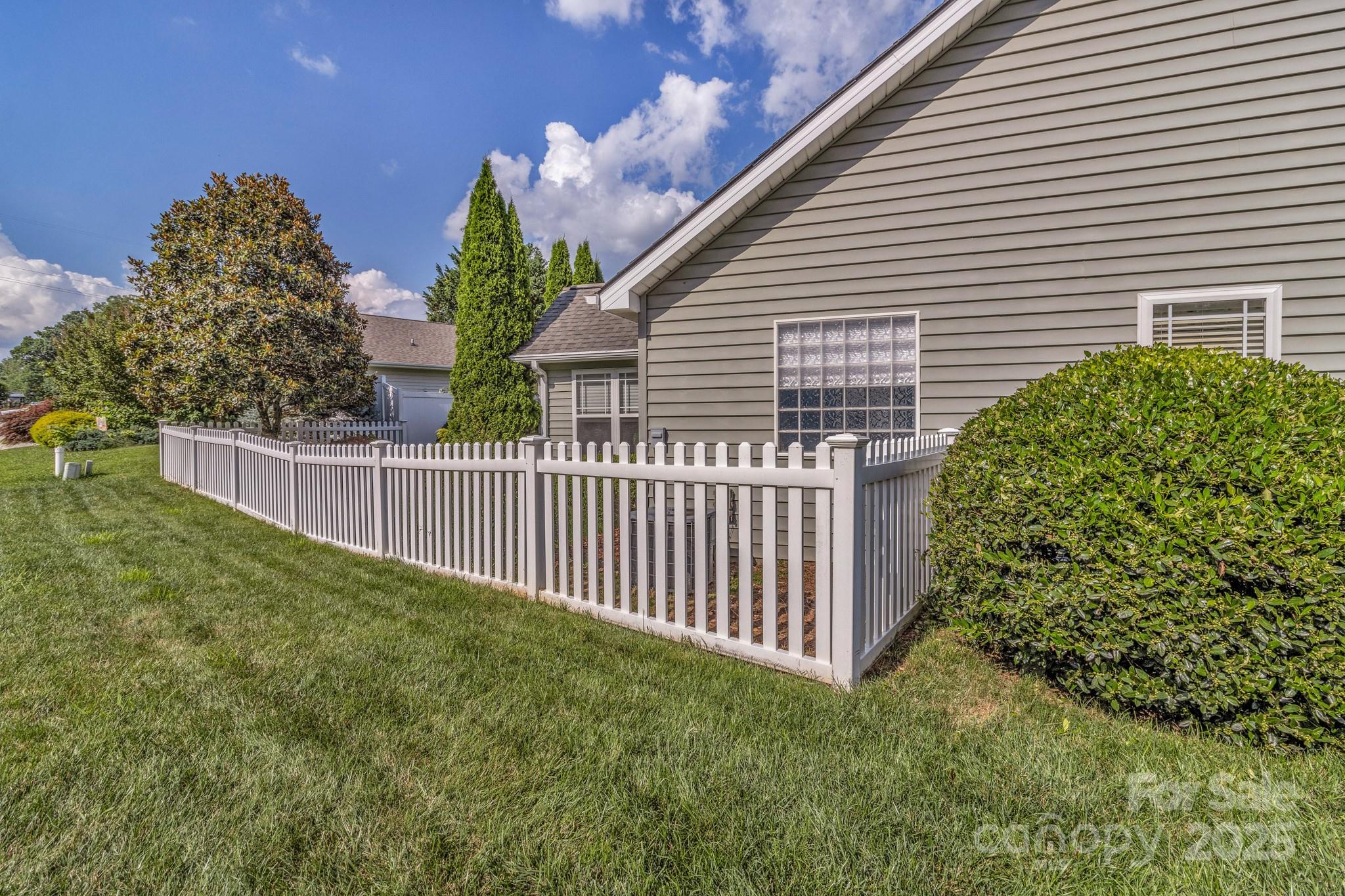 16 Sunview Circle Arden NC 28704