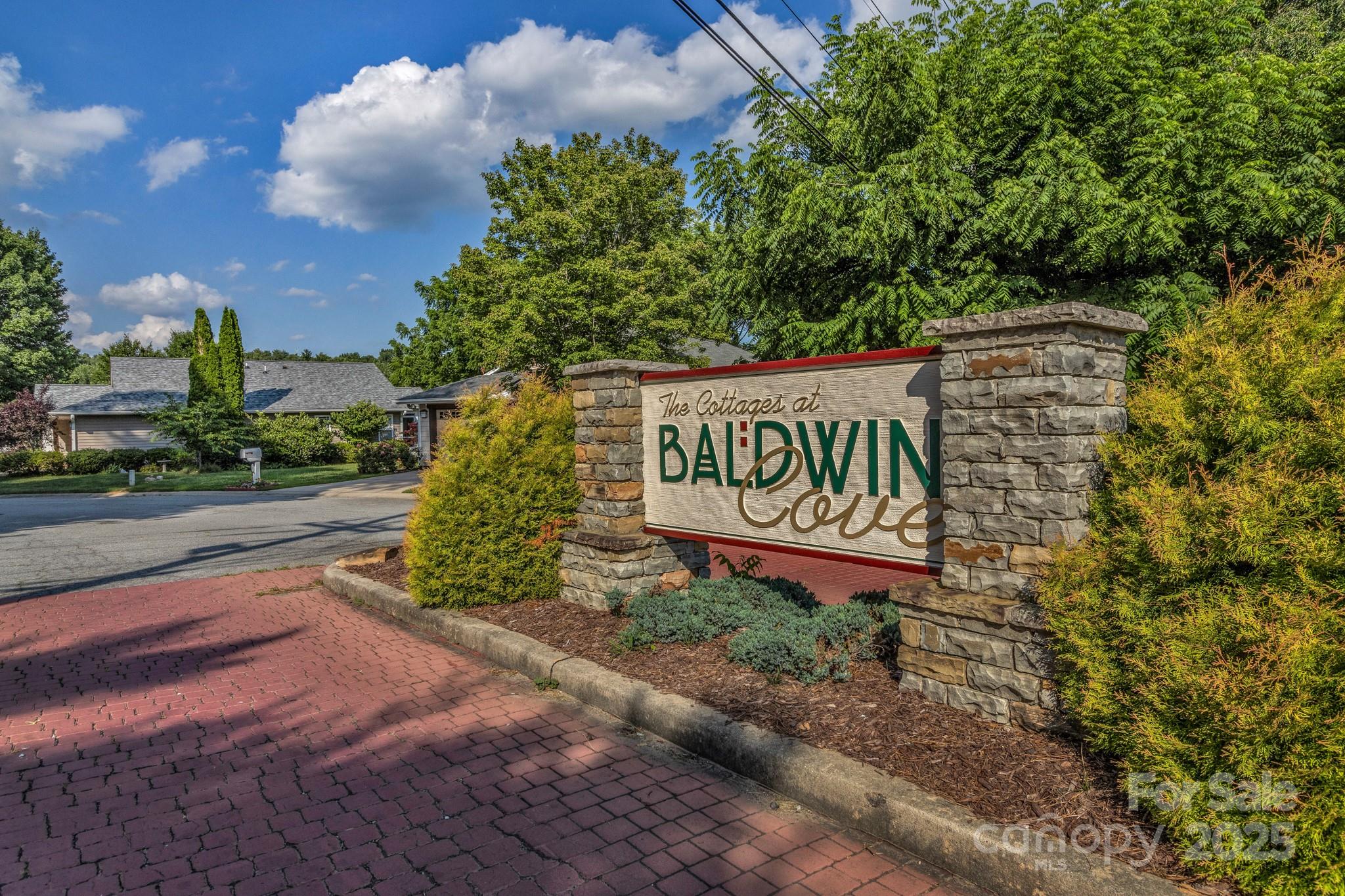 16 Sunview Circle Arden NC 28704