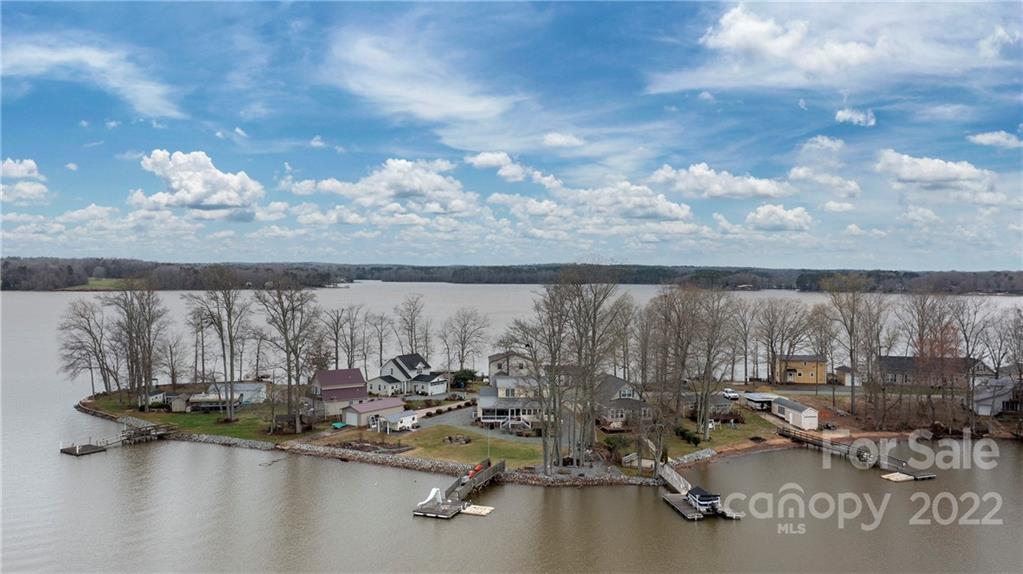 365 River Point Lexington NC 27292