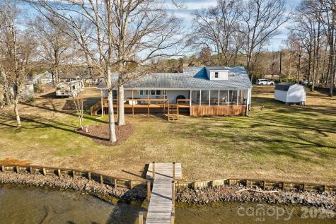 4353 Duck Haven Lane Lake Wylie SC 29710