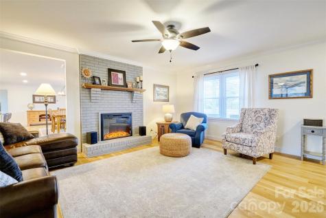 4353 Duck Haven Lane Lake Wylie SC 29710