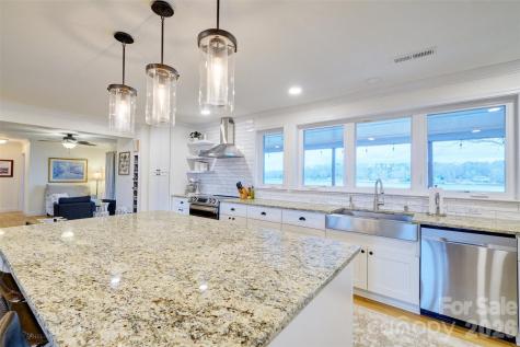 4353 Duck Haven Lane Lake Wylie SC 29710