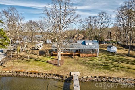 4353 Duck Haven Lane Lake Wylie SC 29710