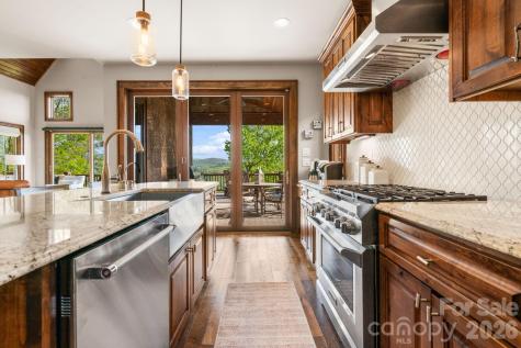 92 White Eagle Trail Banner Elk NC 28604