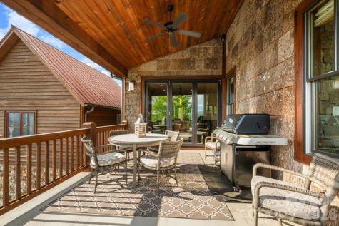 92 White Eagle Trail Banner Elk NC 28604