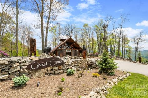 92 White Eagle Trail Banner Elk NC 28604
