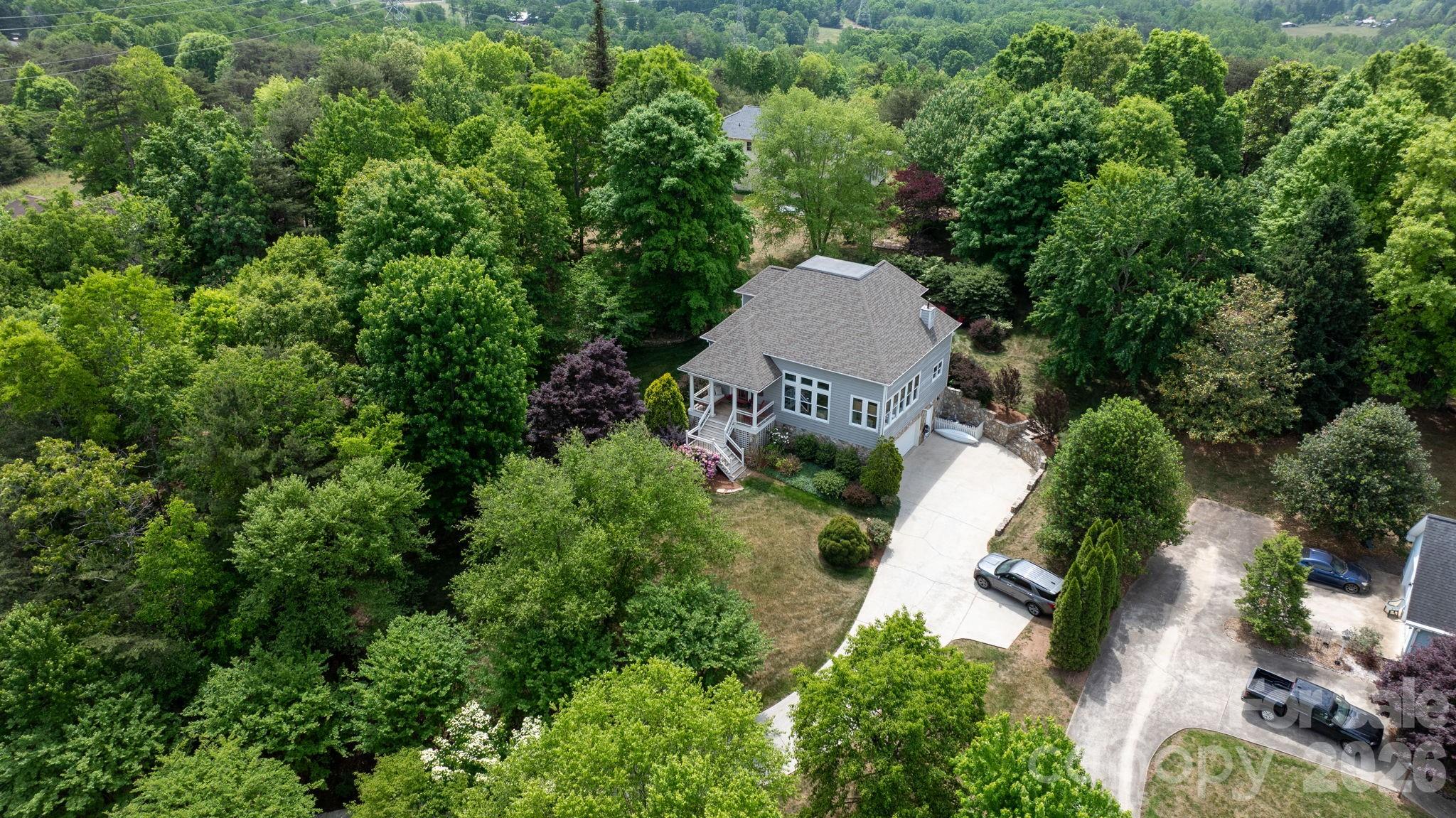 1221 Grande Vista Court Hudson NC 28638