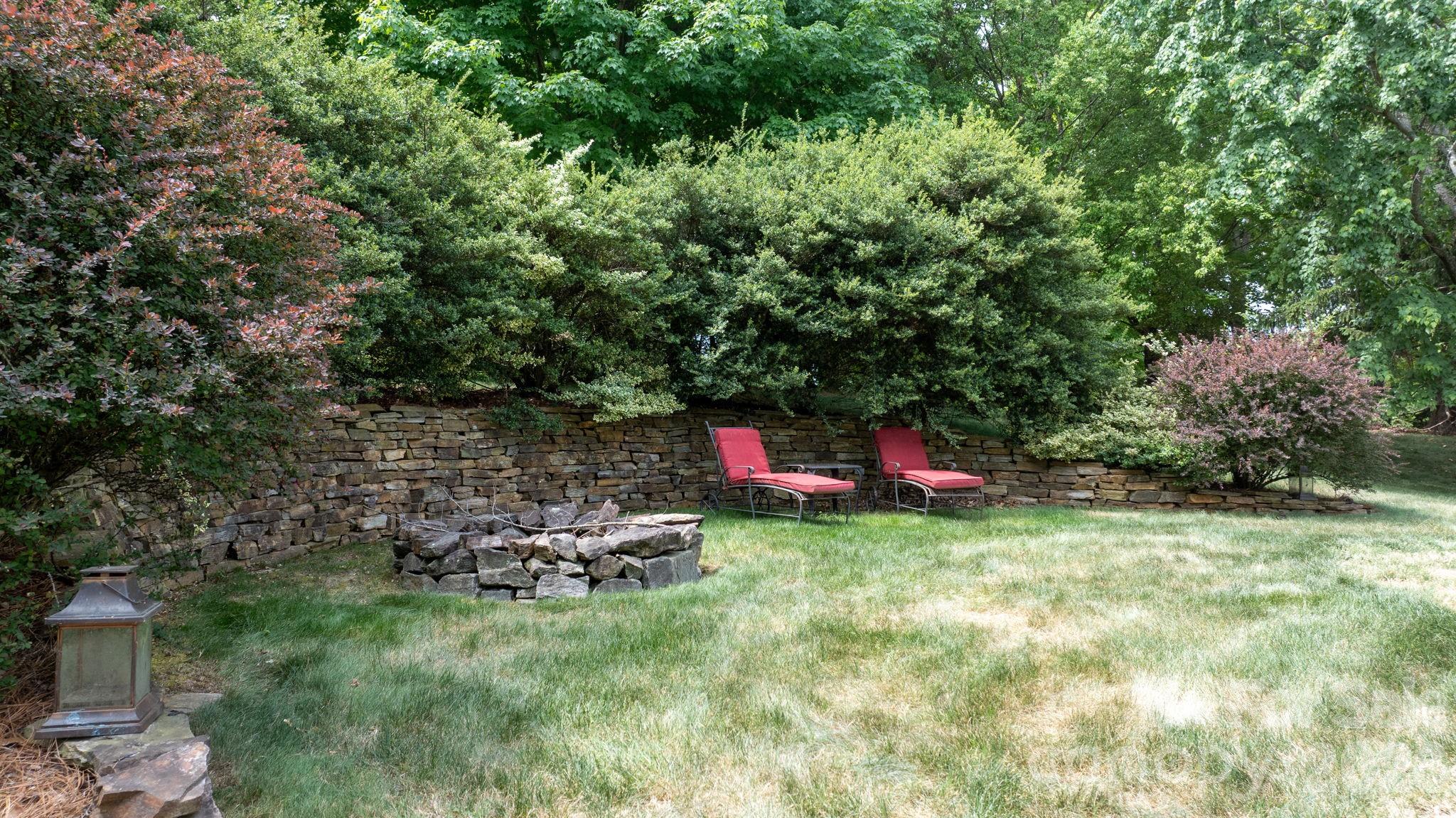 1221 Grande Vista Court Hudson NC 28638