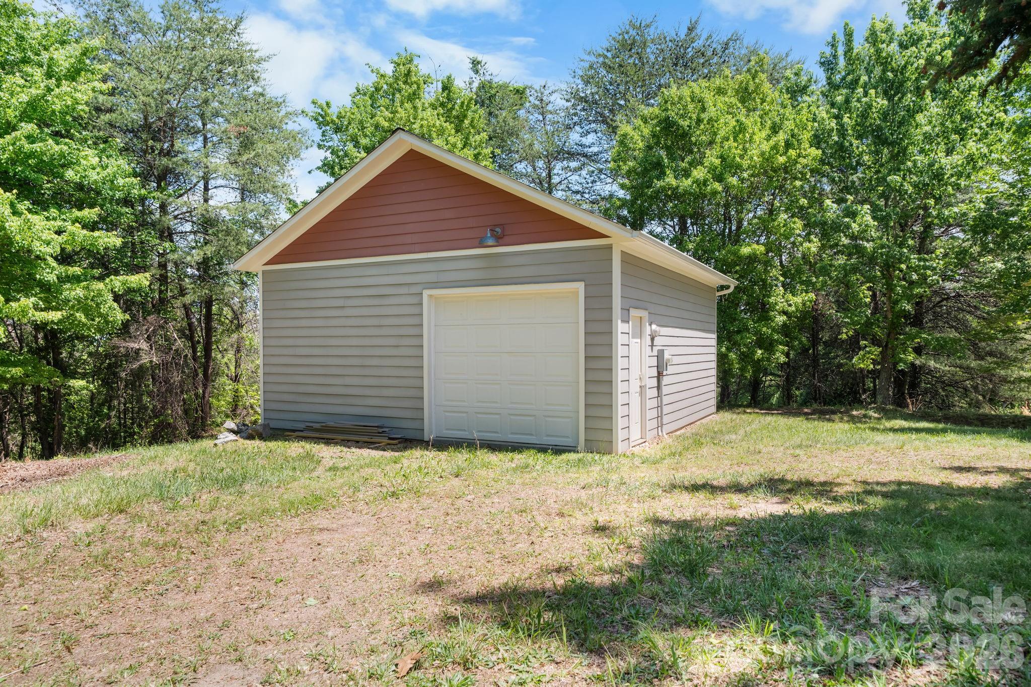 1221 Grande Vista Court Hudson NC 28638