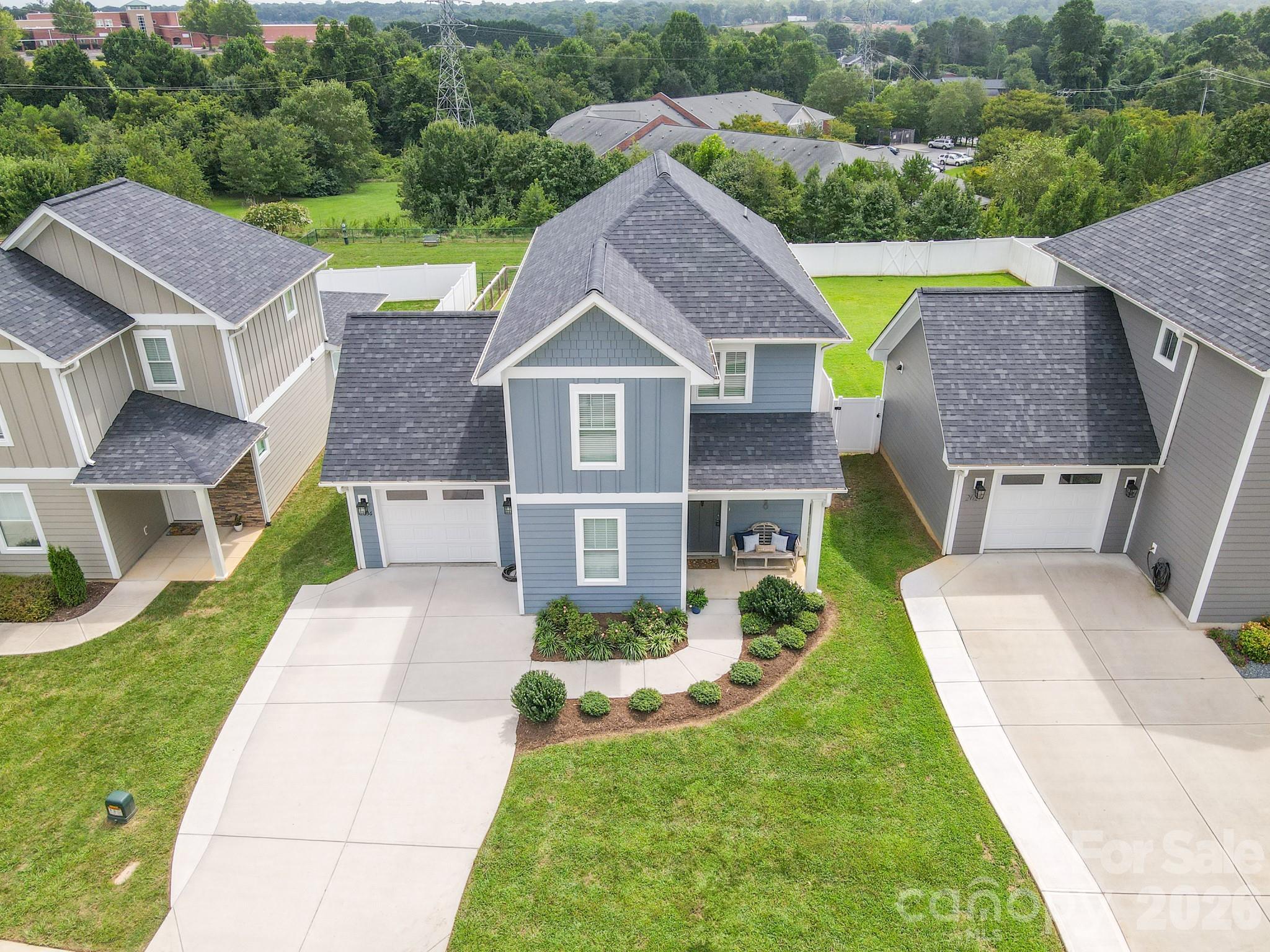 2636 2nd Street NE Hickory NC 28601