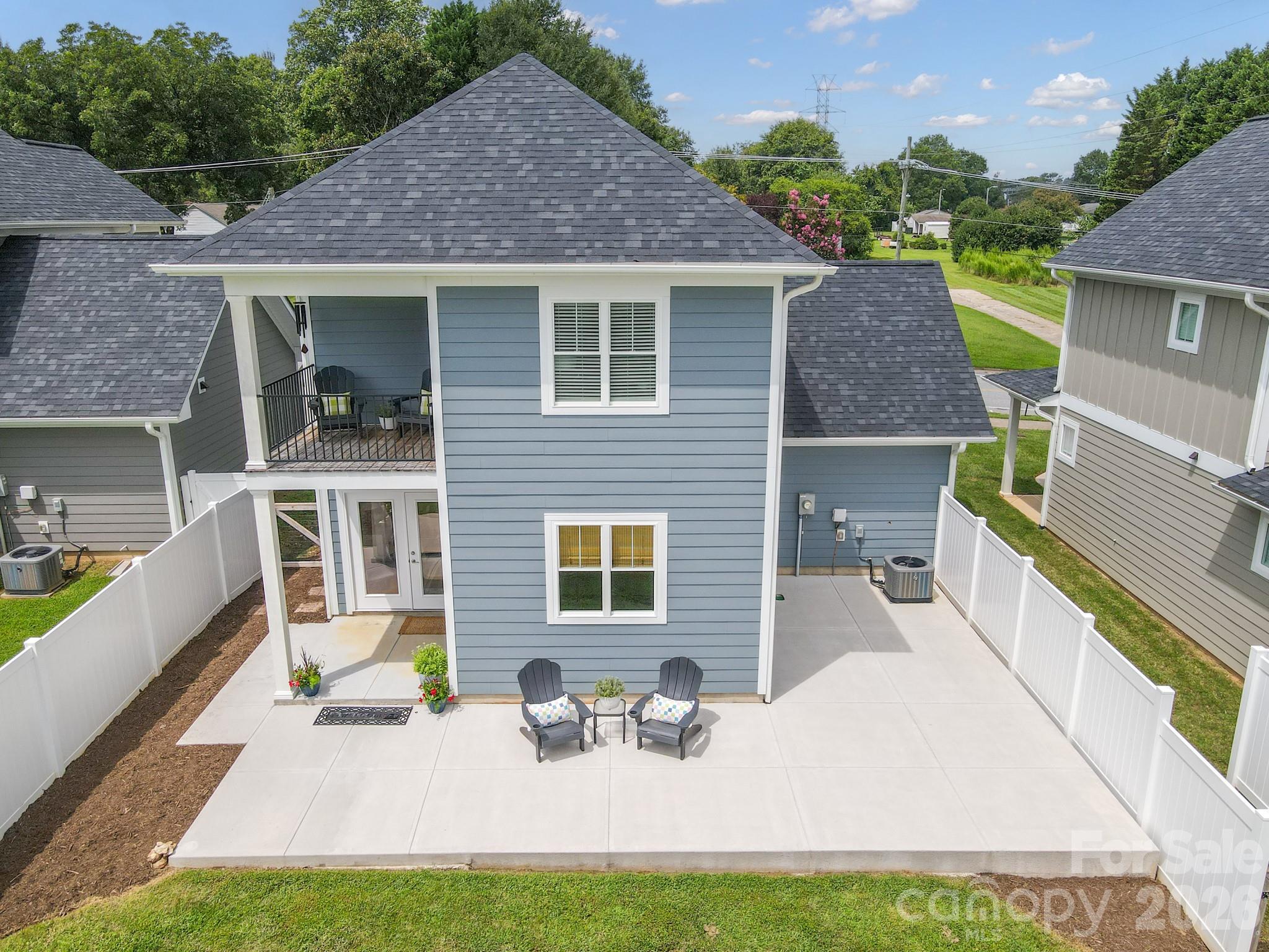 2636 2nd Street NE Hickory NC 28601