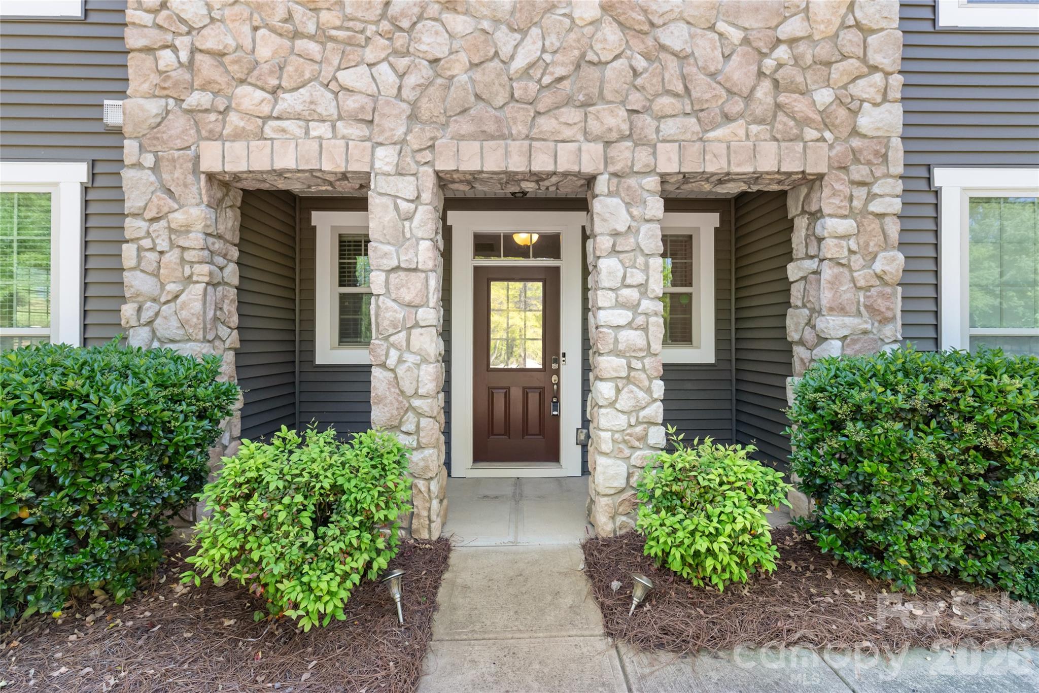 5662 Stonewells Drive Charlotte NC 28278