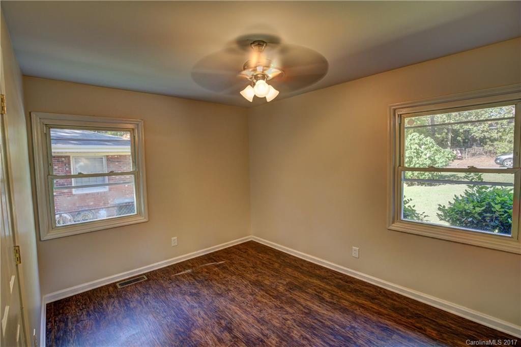 1008 Claremont Road Charlotte NC 28214