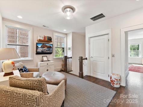 6531 Hazelton Drive Charlotte NC 28210