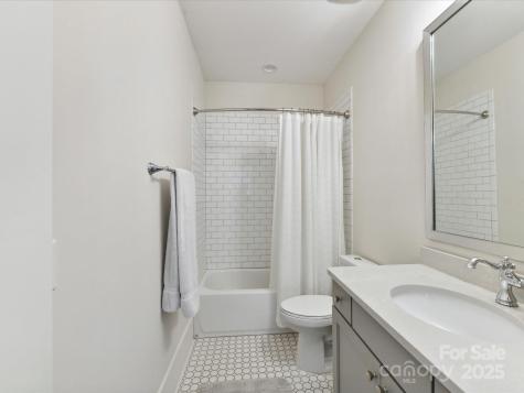 6531 Hazelton Drive Charlotte NC 28210