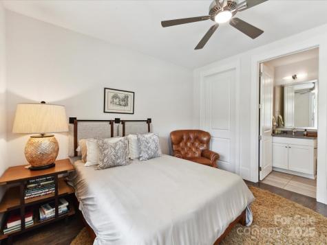 6531 Hazelton Drive Charlotte NC 28210