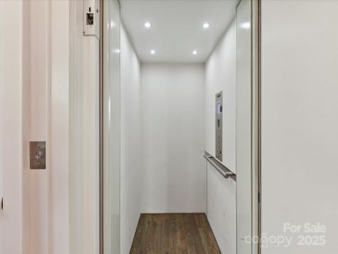 6531 Hazelton Drive Charlotte NC 28210