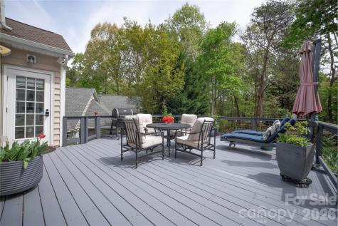 12058 Pelican Court Tega Cay SC 29708