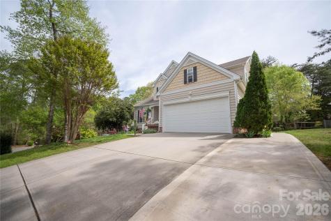12058 Pelican Court Tega Cay SC 29708