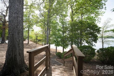 12058 Pelican Court Tega Cay SC 29708