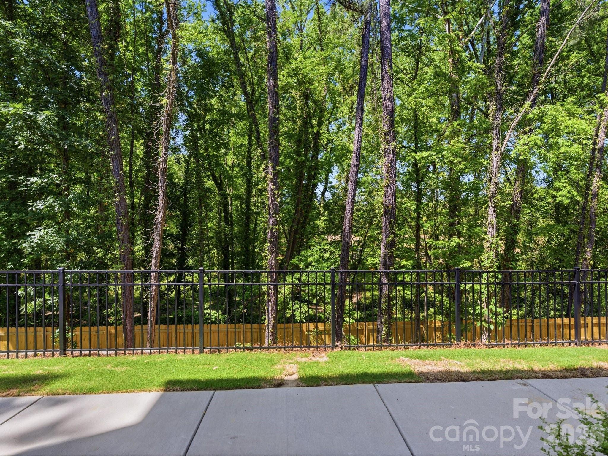 1534 Lithium Lane Charlotte NC 28211