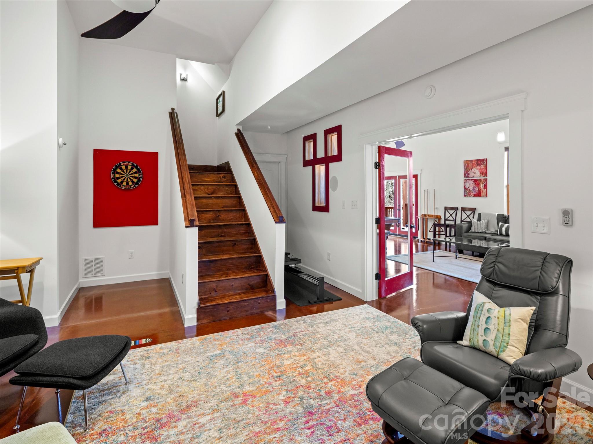 9 Stegall Lane Asheville NC 28805