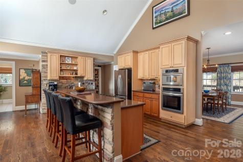 172 Sunny Ridge Road Hendersonville NC 28739
