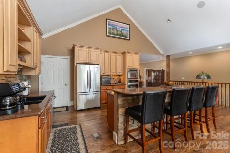 172 Sunny Ridge Road Hendersonville NC 28739