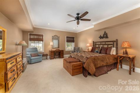 172 Sunny Ridge Road Hendersonville NC 28739
