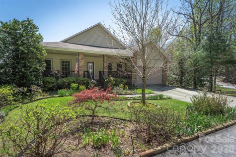 172 Sunny Ridge Road Hendersonville NC 28739