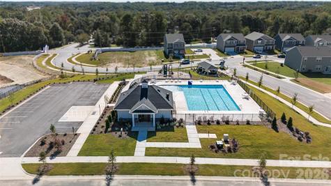 13162 Bristlehead Way Charlotte NC 28215