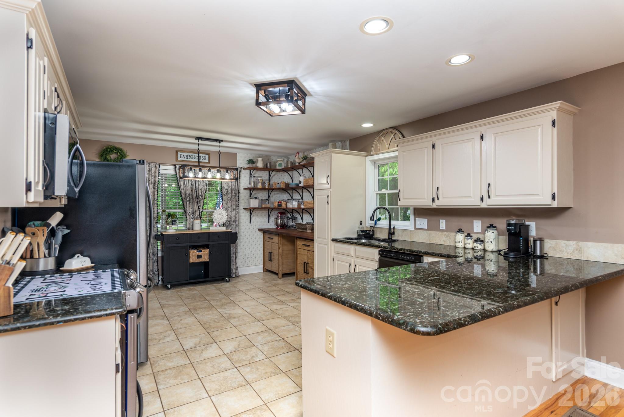 1091 Rollingwood Drive Claremont NC 28610