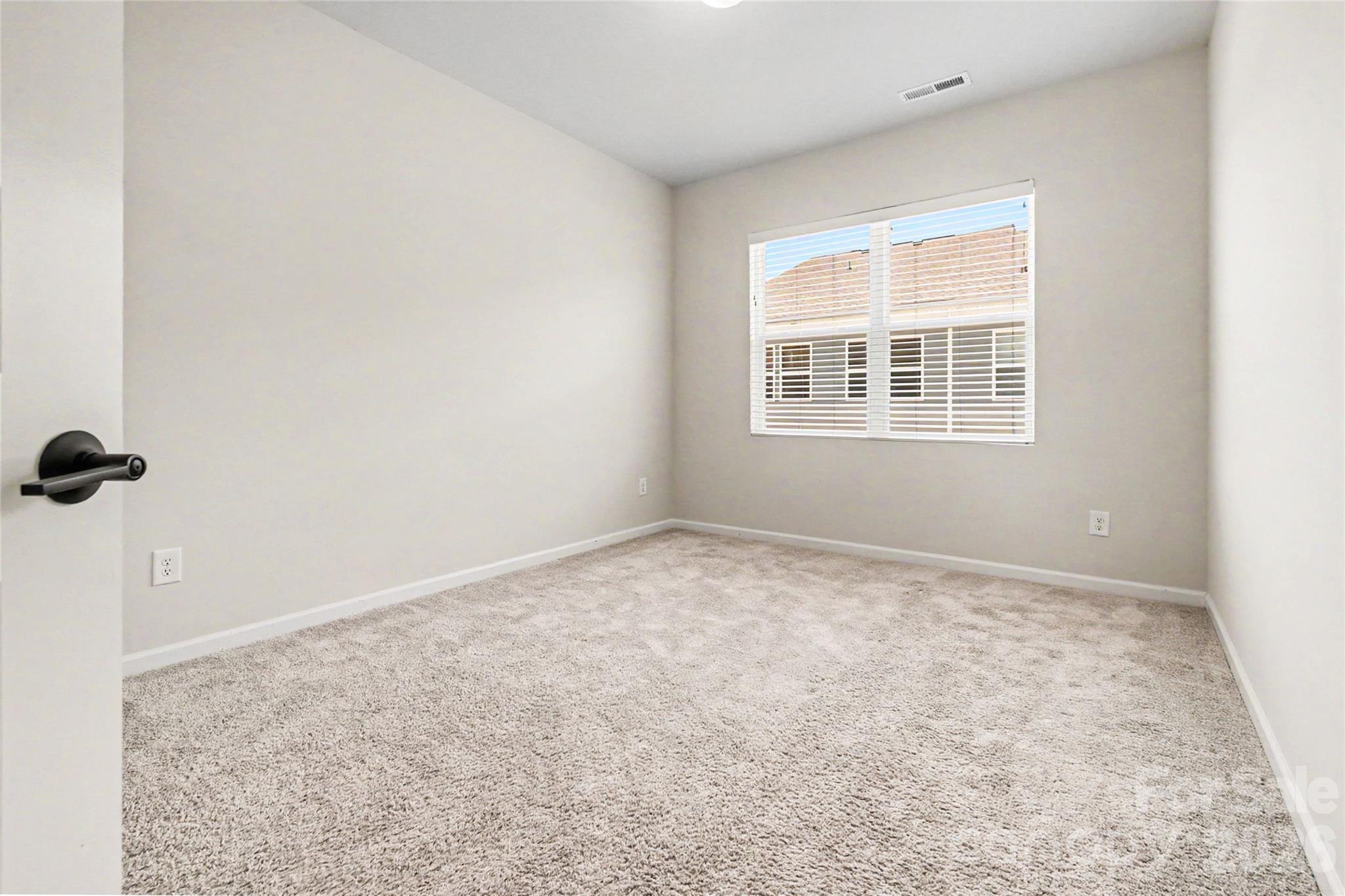 908 Kinsey Alley Charlotte NC 28217