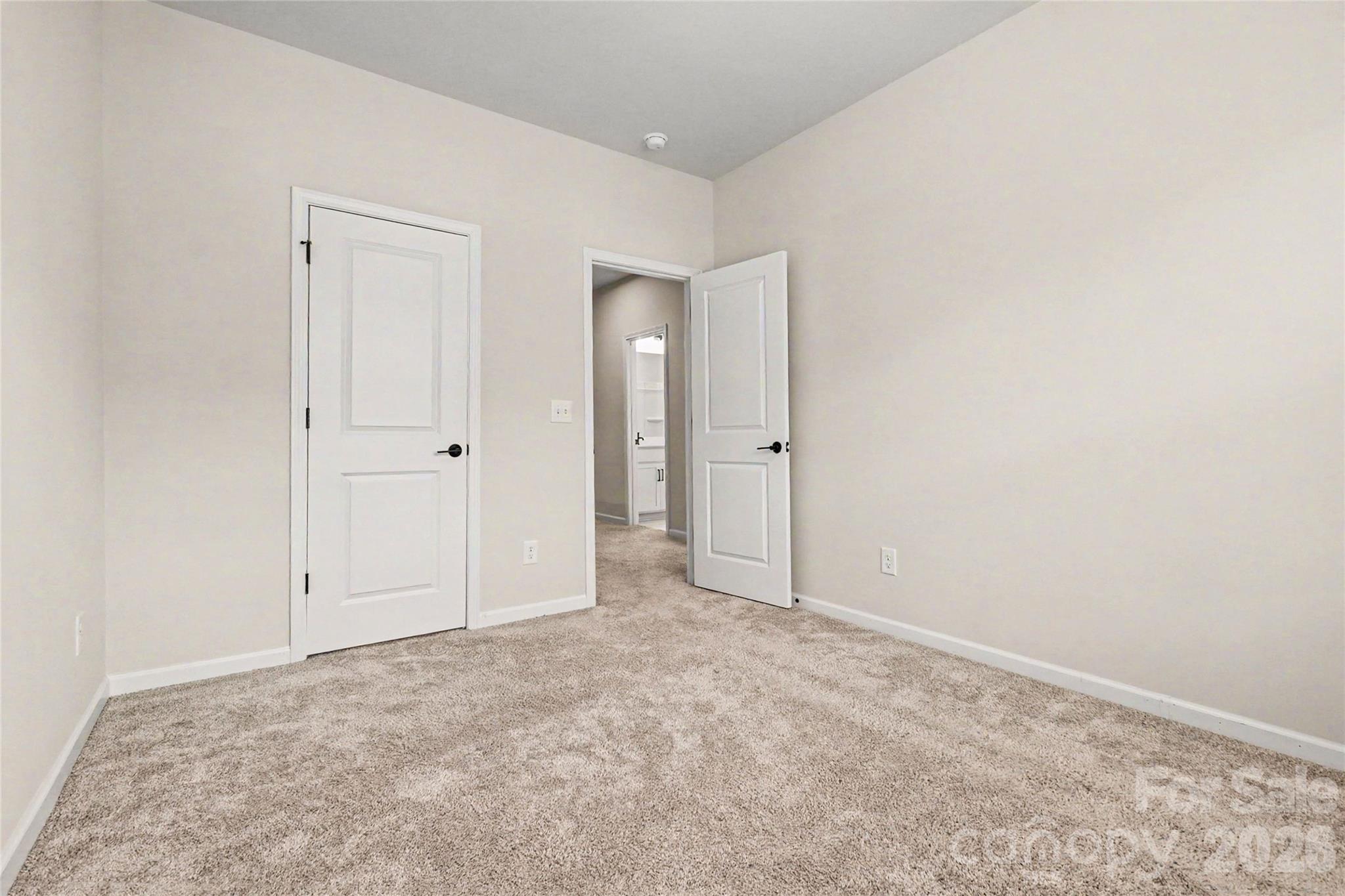 908 Kinsey Alley Charlotte NC 28217