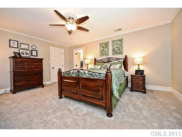 7317 Baltusrol Lane Charlotte NC 28210