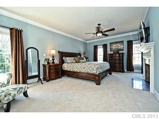 7317 Baltusrol Lane Charlotte NC 28210