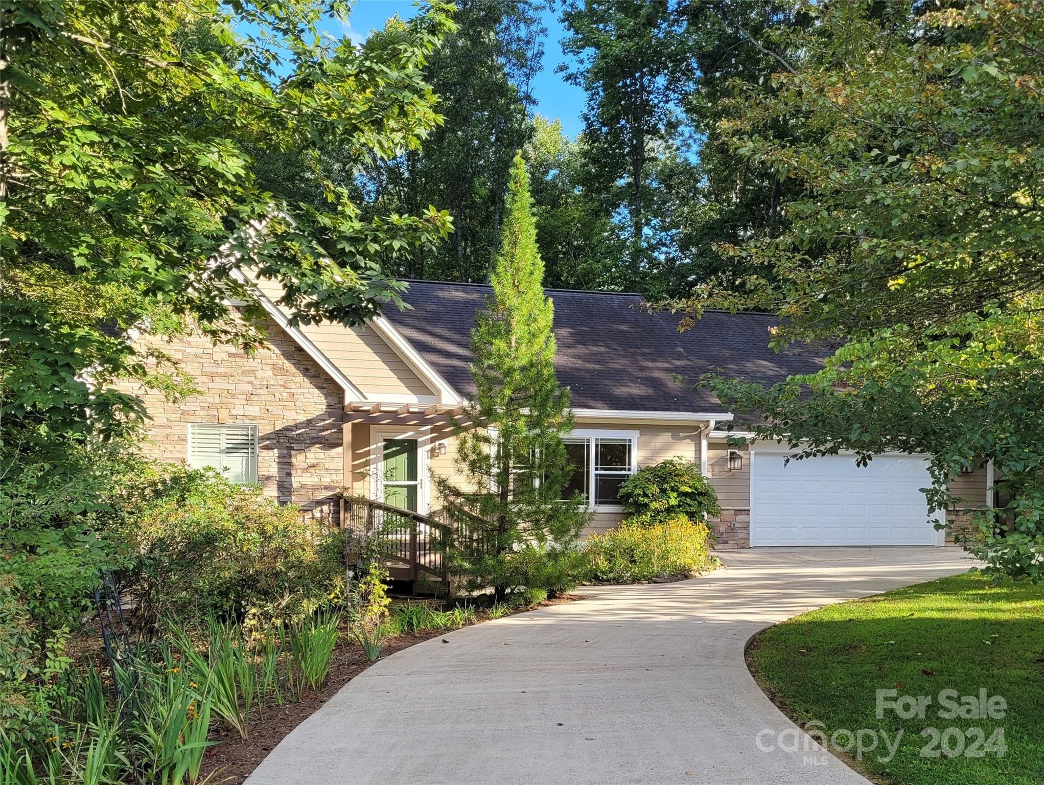 240 Christ School Road Arden NC 28704