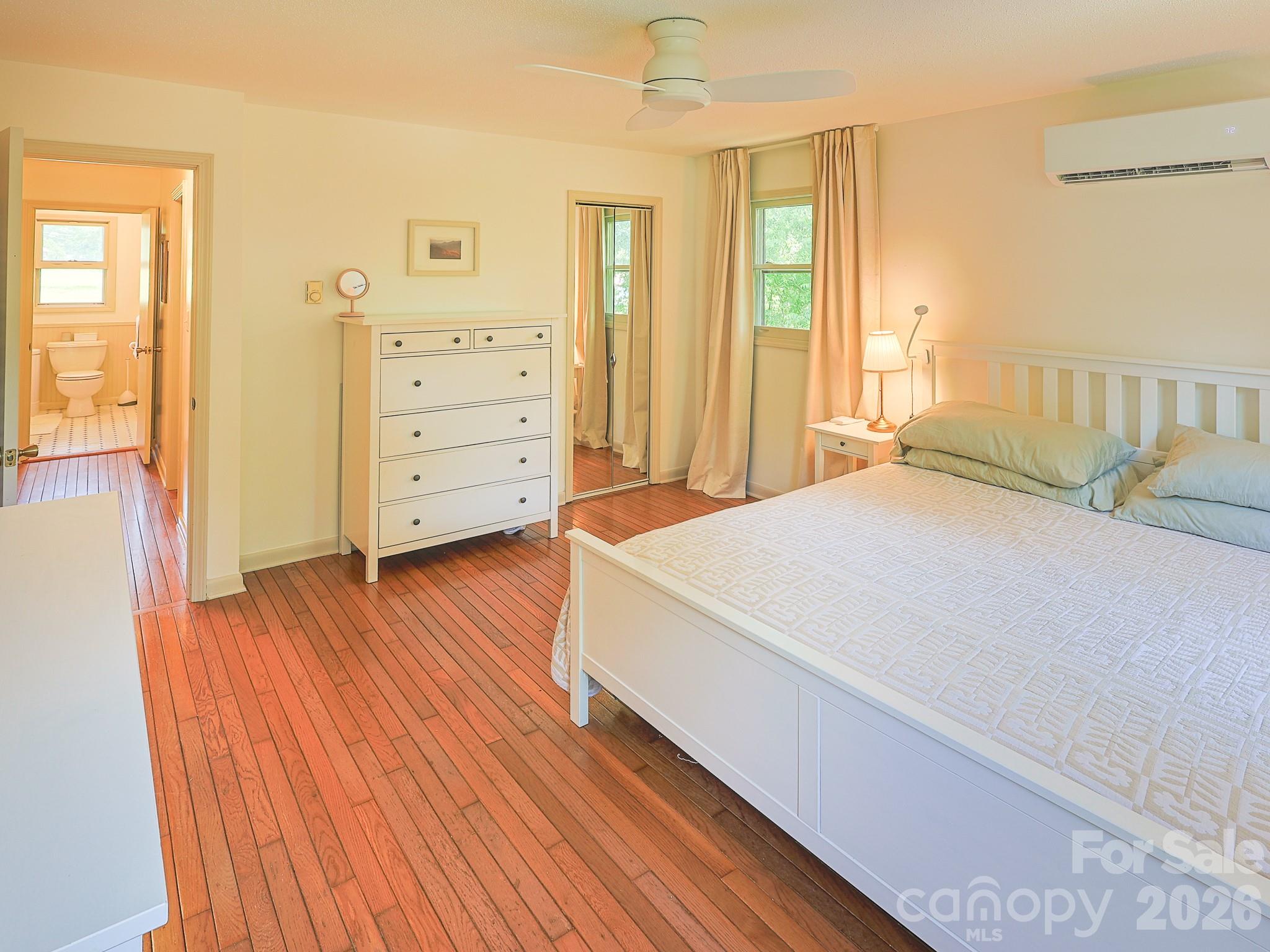 378 Dillingham Circle Asheville NC 28805