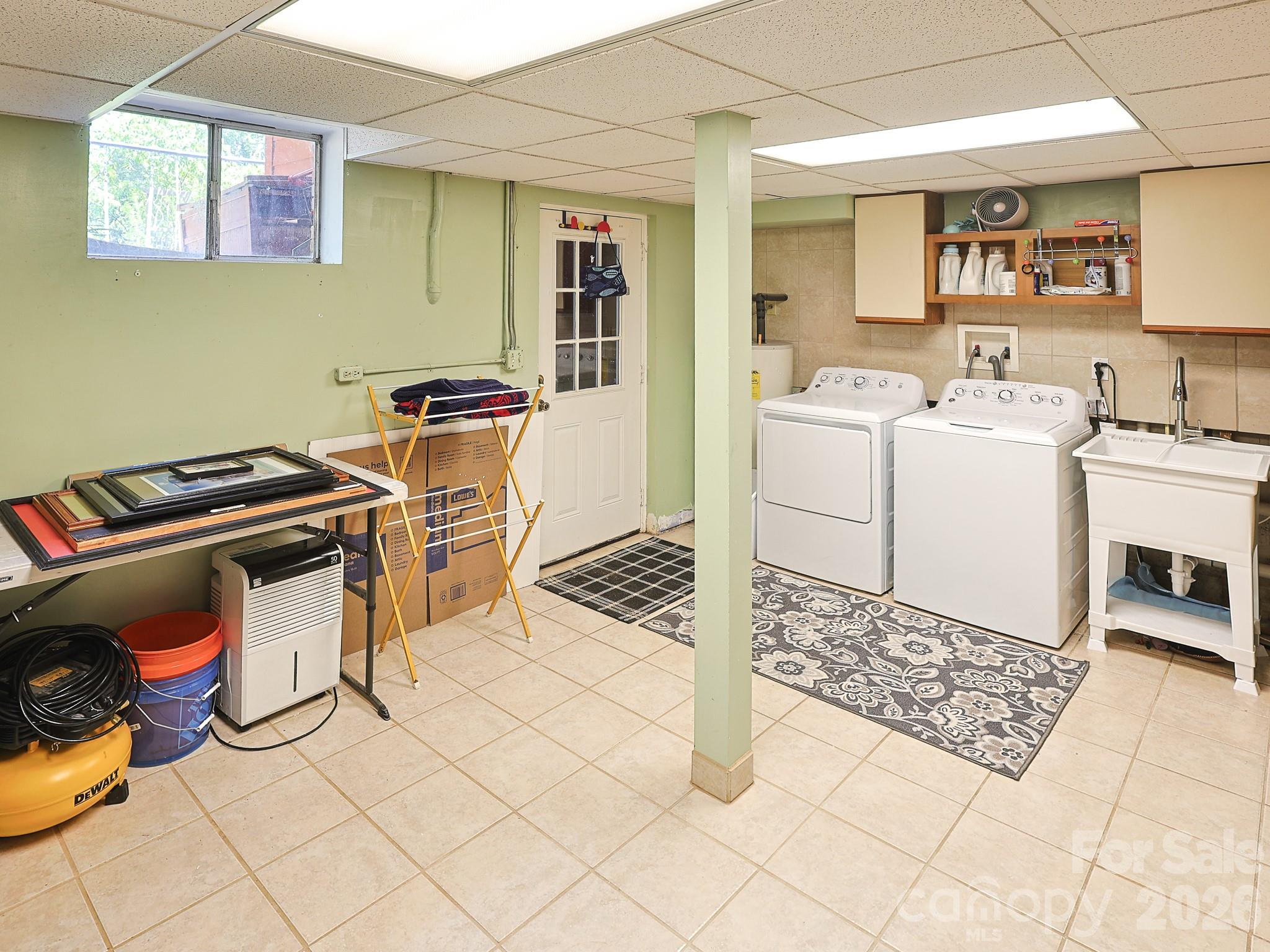 378 Dillingham Circle Asheville NC 28805
