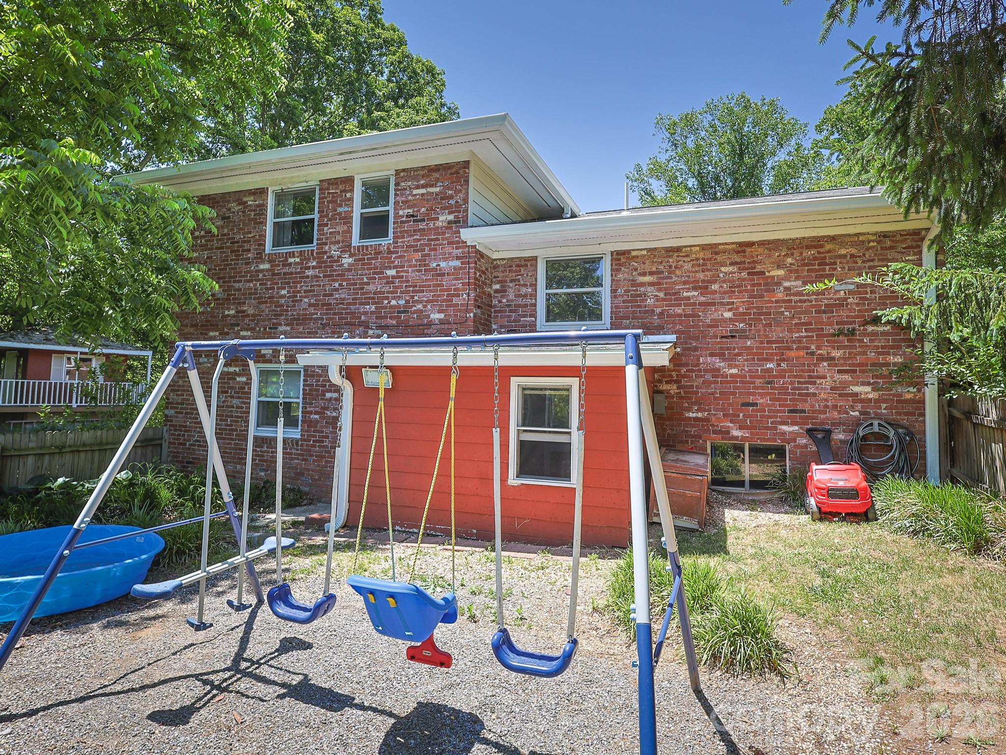 378 Dillingham Circle Asheville NC 28805