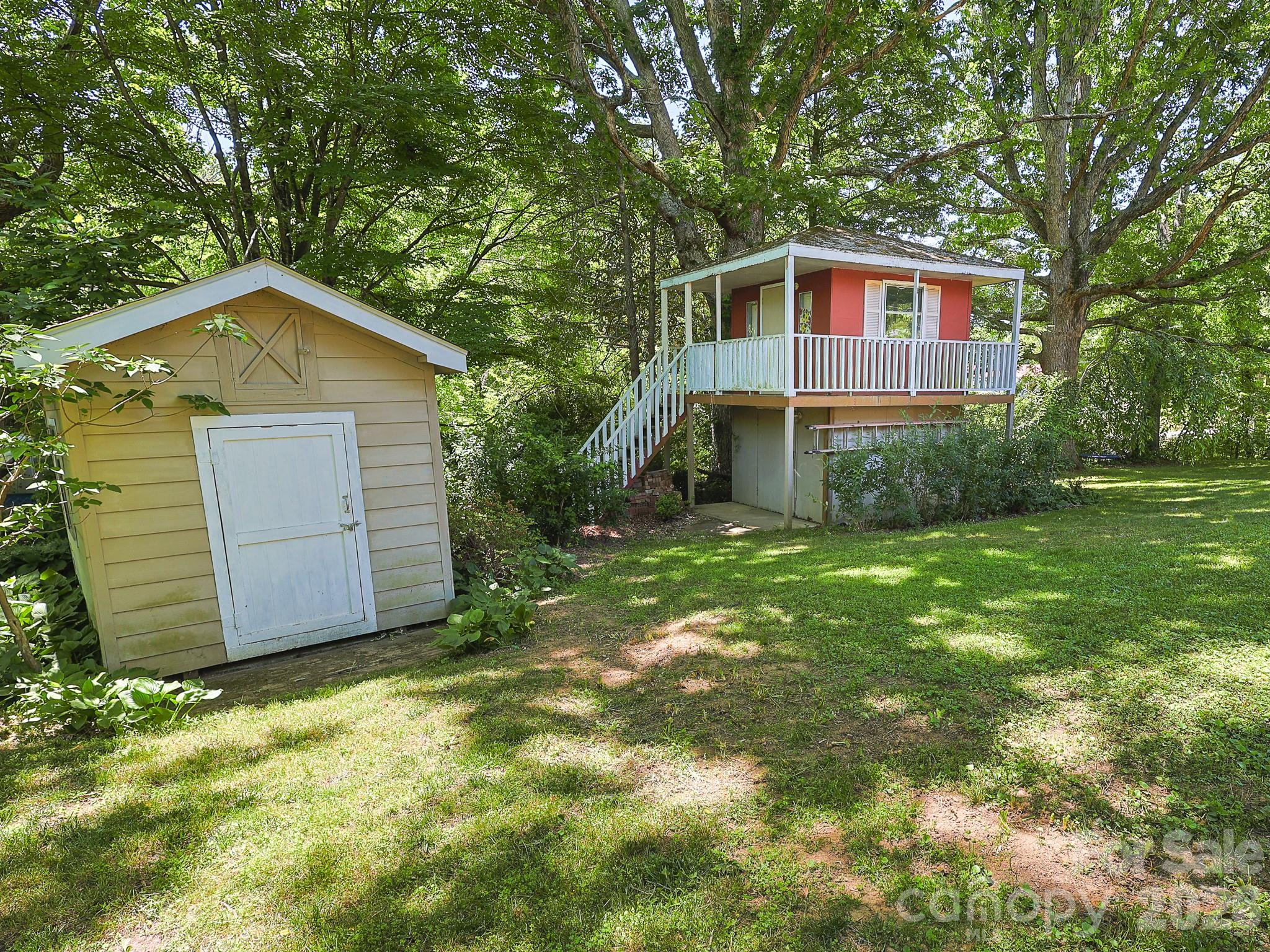 378 Dillingham Circle Asheville NC 28805