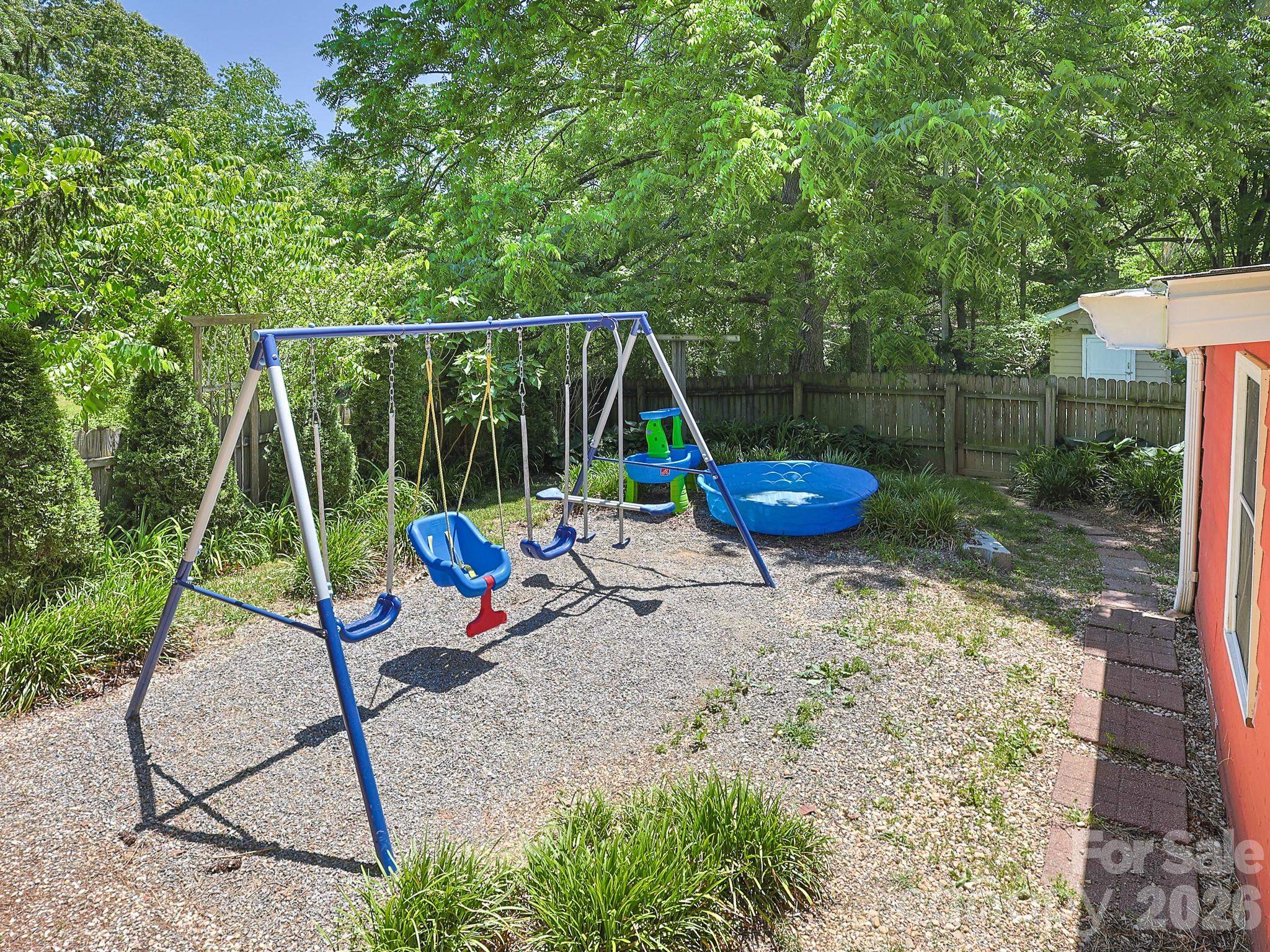 378 Dillingham Circle Asheville NC 28805