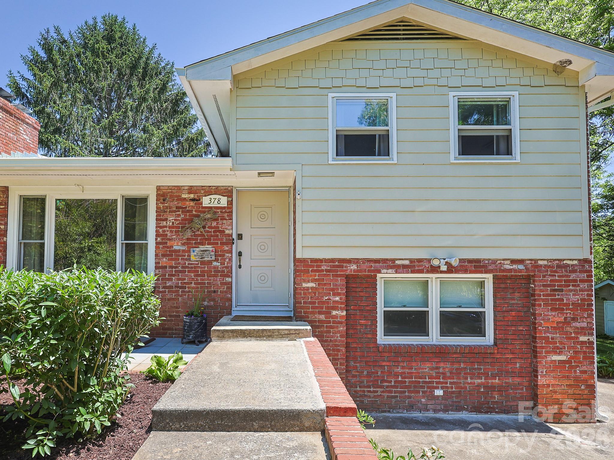 378 Dillingham Circle Asheville NC 28805