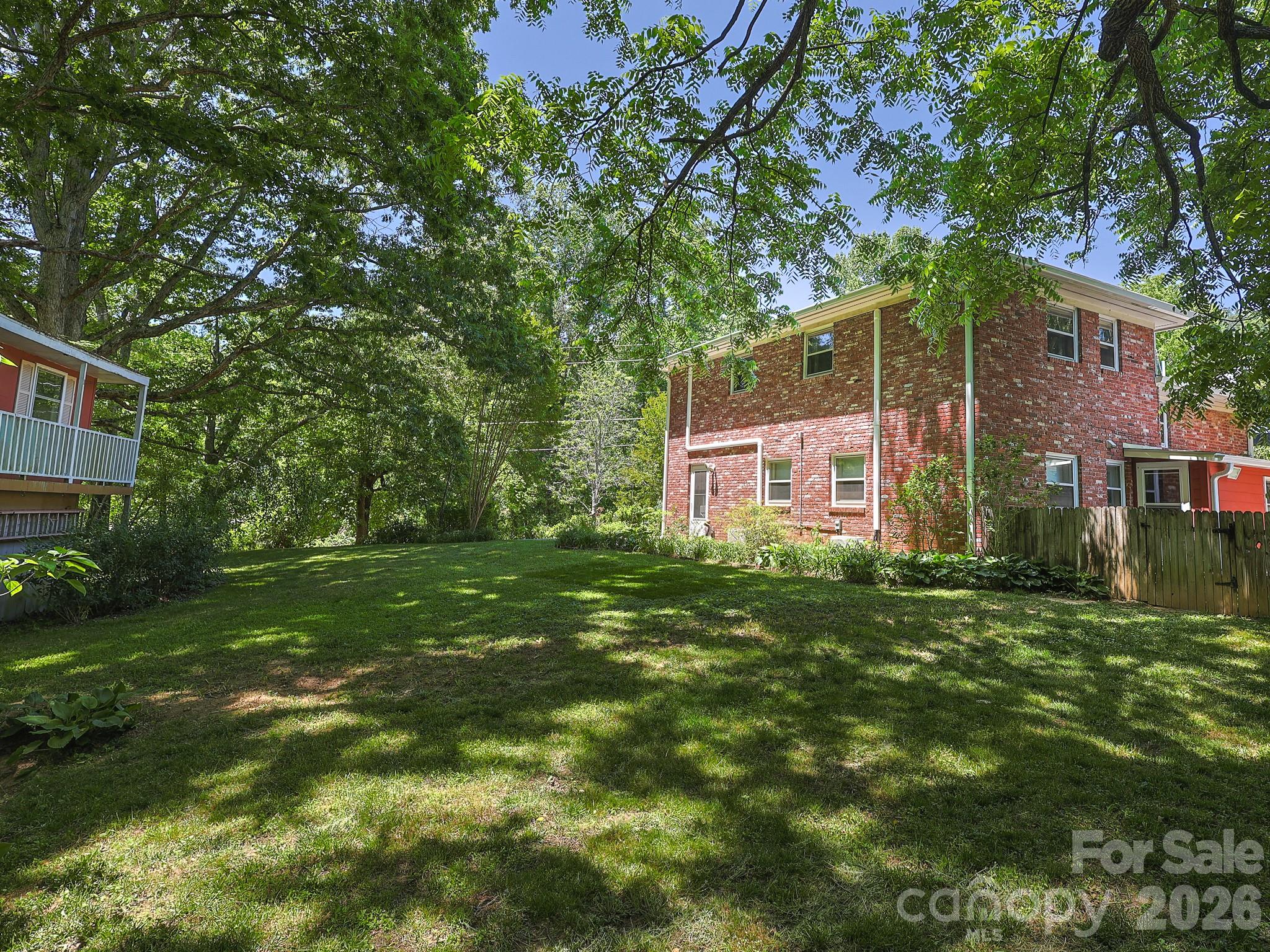 378 Dillingham Circle Asheville NC 28805