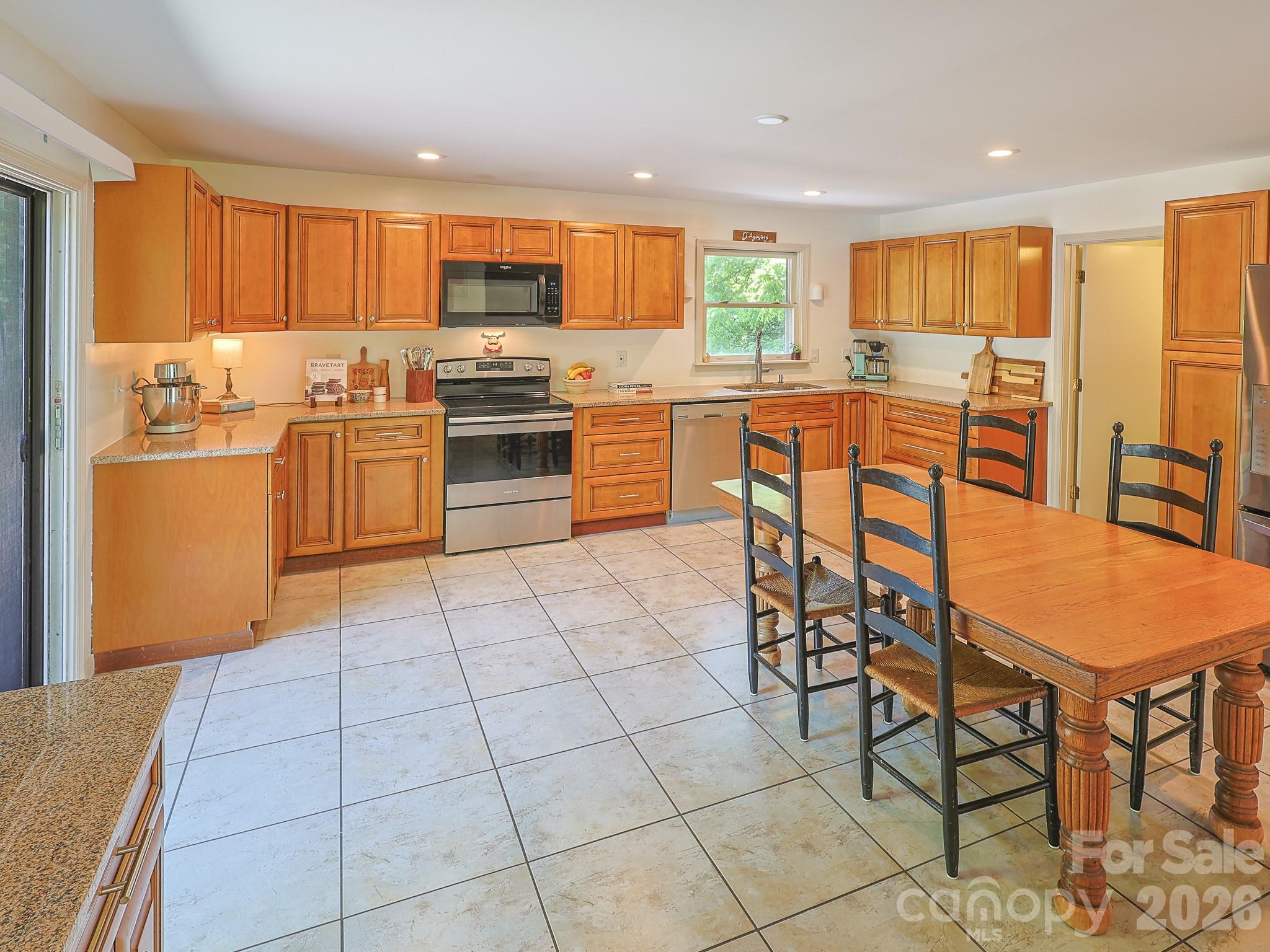 378 Dillingham Circle Asheville NC 28805