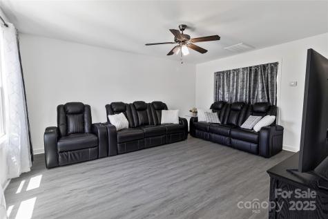 1903 Midwood Drive Albemarle NC 28001