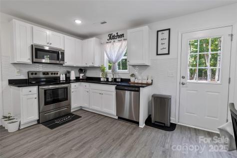 1903 Midwood Drive Albemarle NC 28001