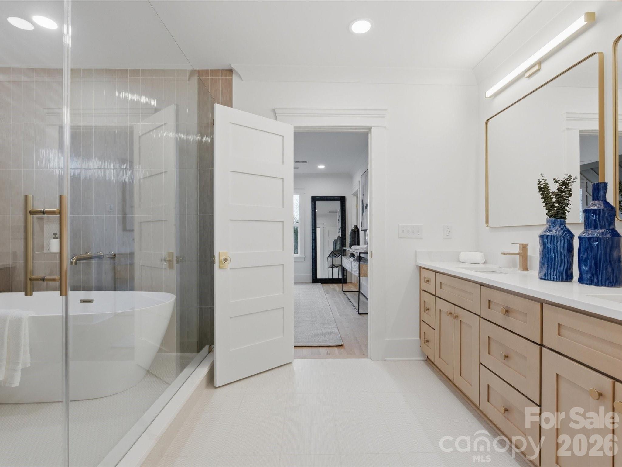 431 W Peterson Drive Charlotte NC 28203